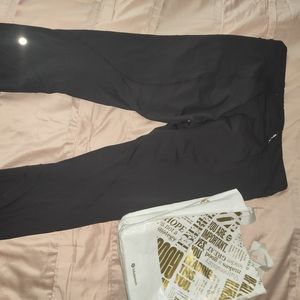 Lululemon black size 10 midrise